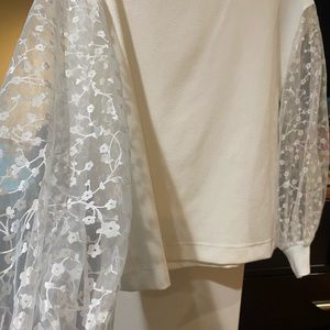 White Zara sweater shirt